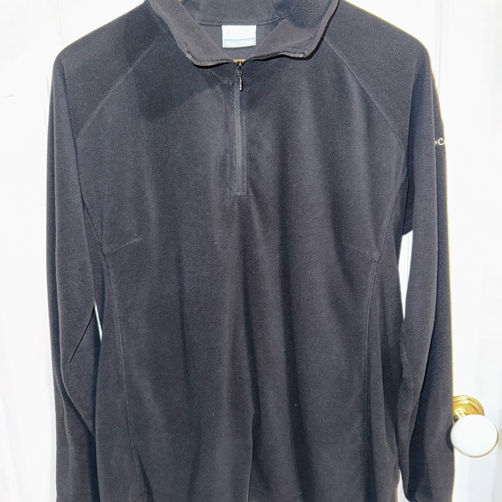 Columbia women's Black Zip-Up Sweater